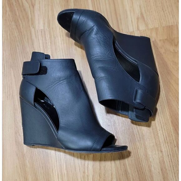 Vince Katie Leather Open Toe Wedge 8.5 - Picture 4 of 9